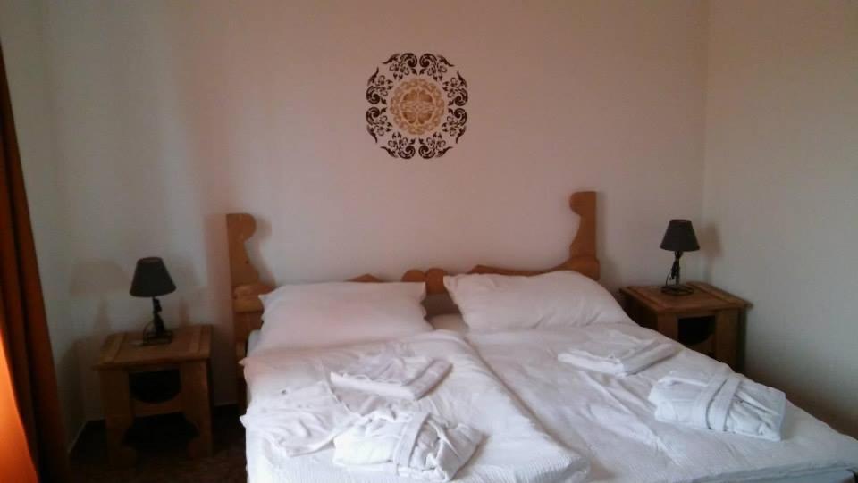 Szabolcs Vezer Panzio Bed and Breakfast Eksteriør billede